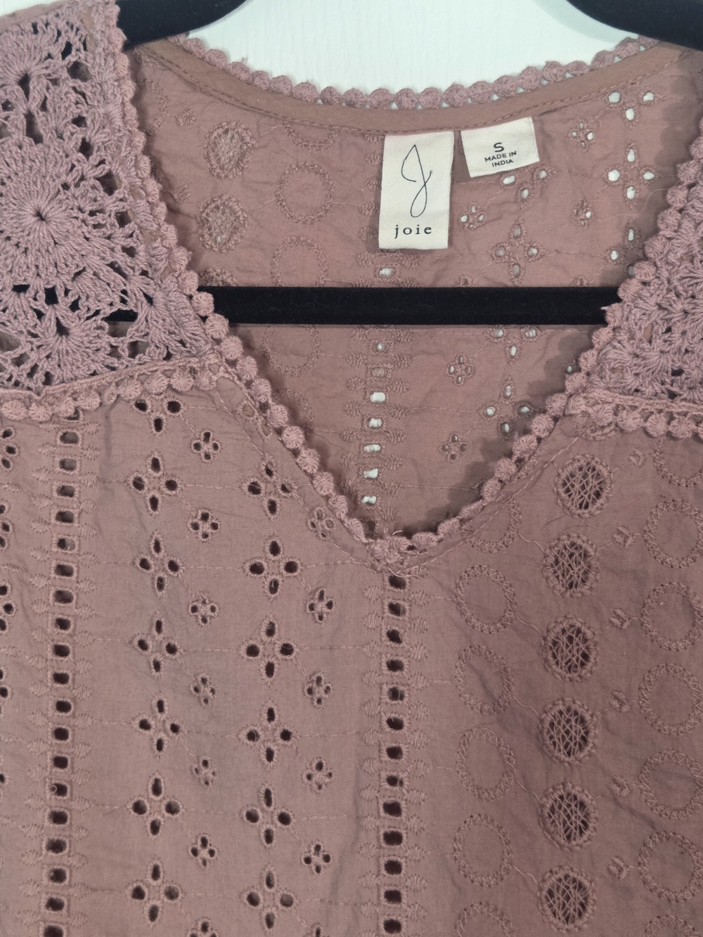 Joie Dusty Rose Eyelet Crochet V-Neck Tank - Picture 3 of 7